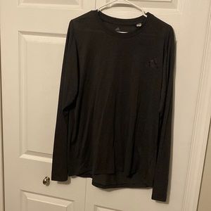 Adidas Men’s Size Large Dark Grey Long Sleeve Shirt